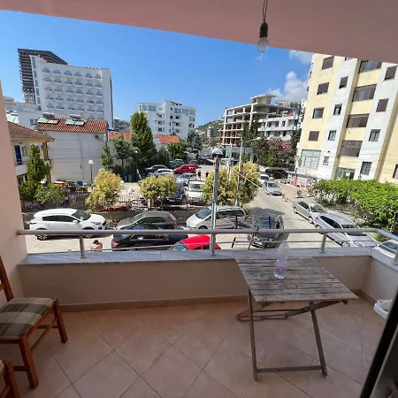 Troplini Apartament *