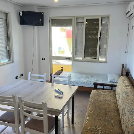 Troplini Apartament