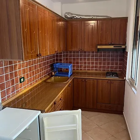 Troplini Apartament Golem (Tirana)